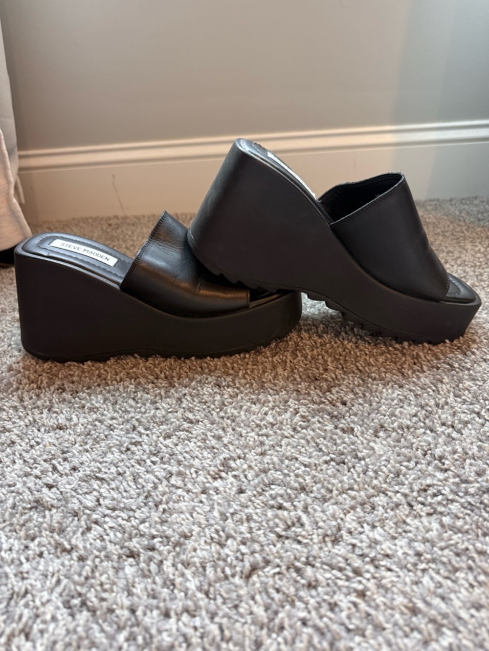 Steve Madden Pepe30 Black Chunky Platform Slide Mules - Picture 5 of 6